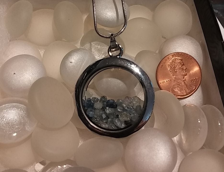 MONTANA SAPPHIRE COMBO WITH LOCKET