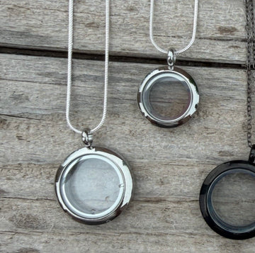 Locket for Gems