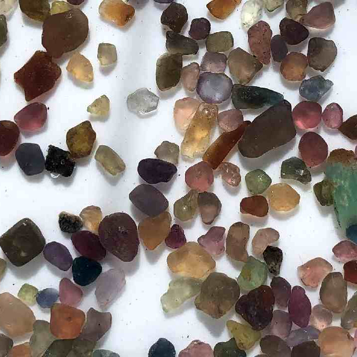 multi-gems from the Tunduru River gravel deposit.